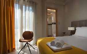 Angelica'S Deluxe Rooms In Adamas