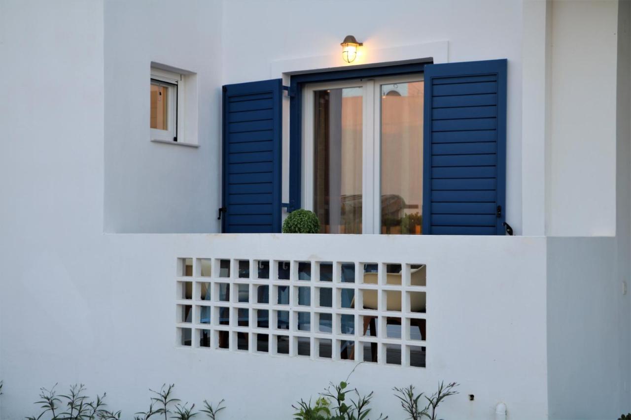 Angelica'S Deluxe Rooms In Adamas Exterior foto