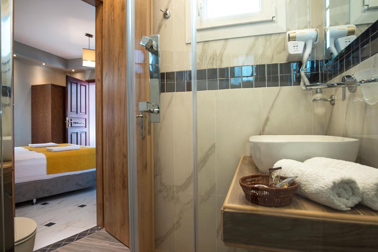 Angelica'S Deluxe Rooms In Adamas Exterior foto