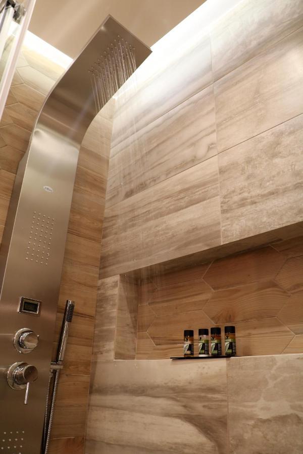 Angelica'S Deluxe Rooms In Adamas Exterior foto